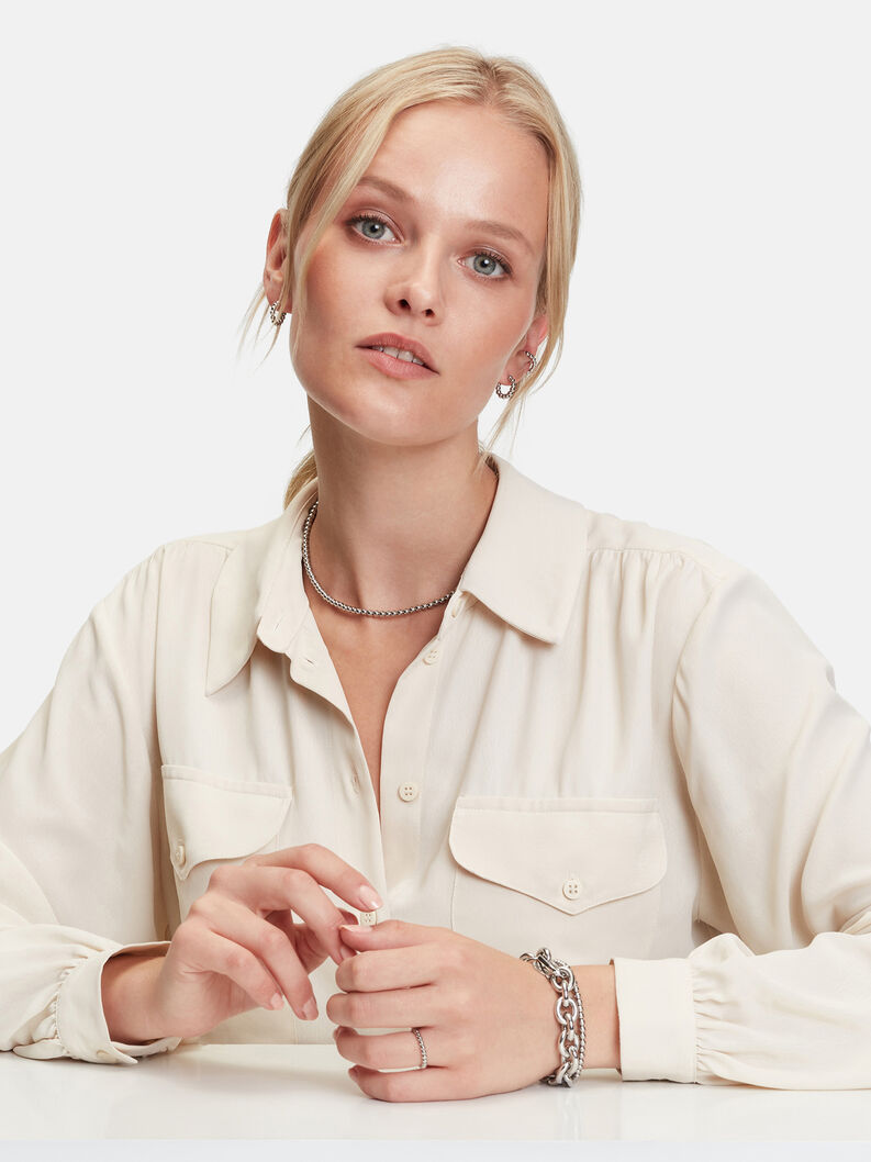 &Delta;&alpha;&chi;&tau;&upsilon;&lambda;ί&delta;&iota; - &alpha;&sigma;&eta;&mu;ί, silber, hi-res