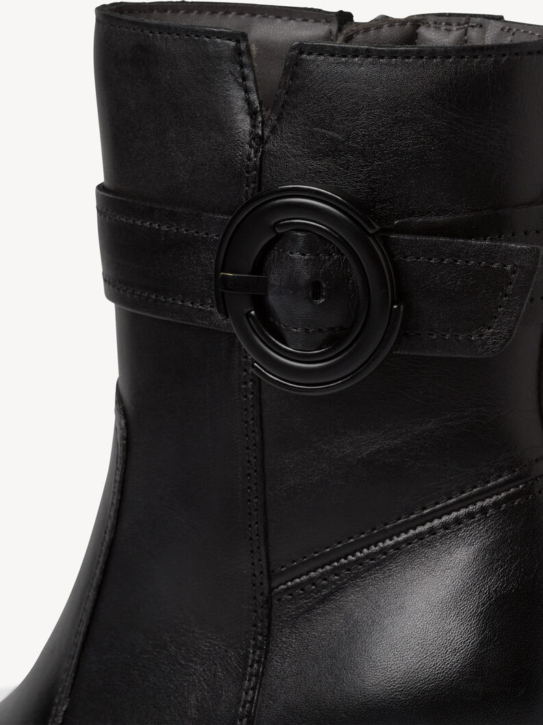 Detailansicht schwarze Lederstiefelette mit runder Zierschnalle