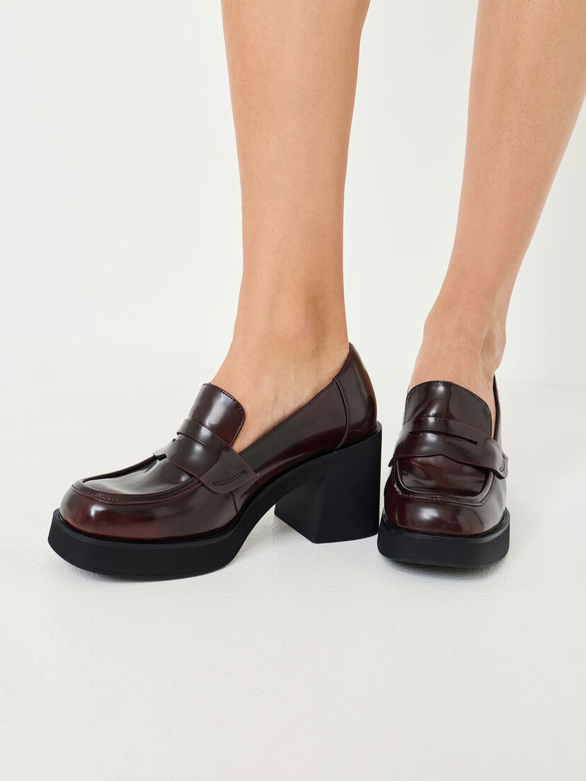 Trotteur, MERLOT, hi-res