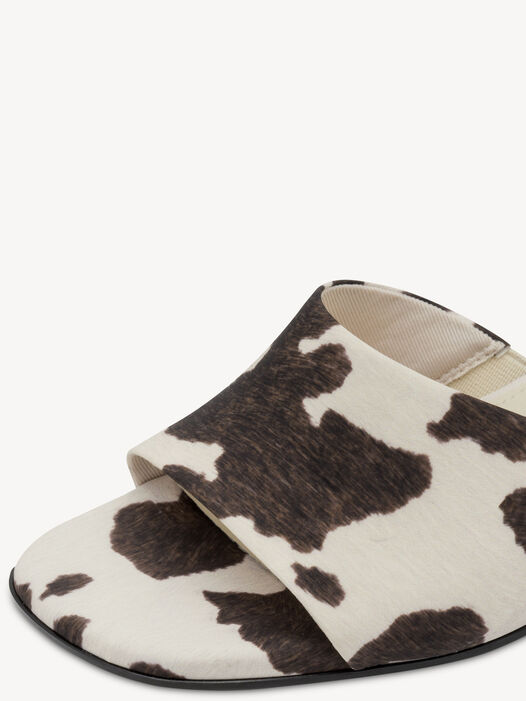 Slipper, COW, hi-res