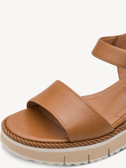 &Sigma;&phi;&eta;&nu;&omicron;&epsilon;&iota;&delta;ή &sigma;&alpha;&nu;&delta;ά&lambda;&iota;&alpha;, COGNAC, hi-res