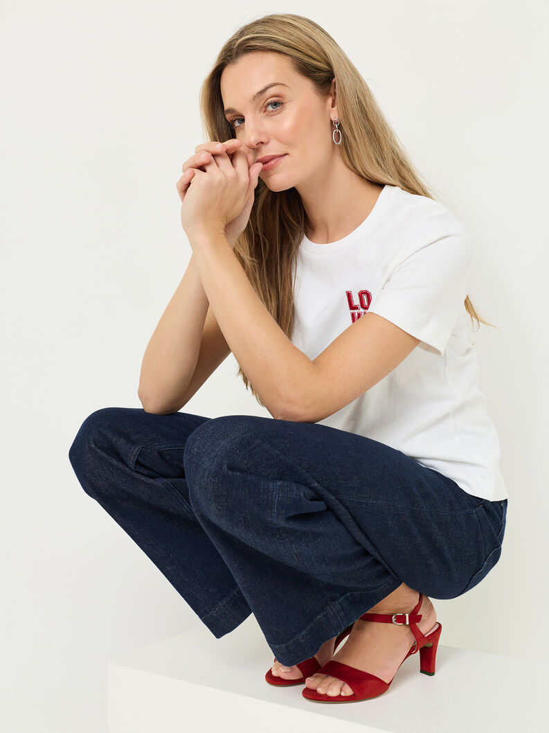 &Sigma;&phi;&eta;&nu;&omicron;&epsilon;&iota;&delta;ή &sigma;&alpha;&nu;&delta;ά&lambda;&iota;&alpha;, RED, hi-res