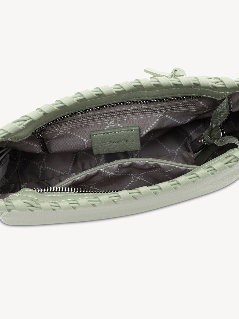 Vista dettagliata dell&rsquo;interno della borsa in pelle verde con tasca interna con zip