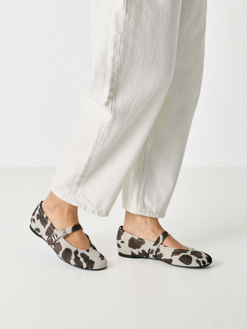 Ballerina - wit, COW, hi-res