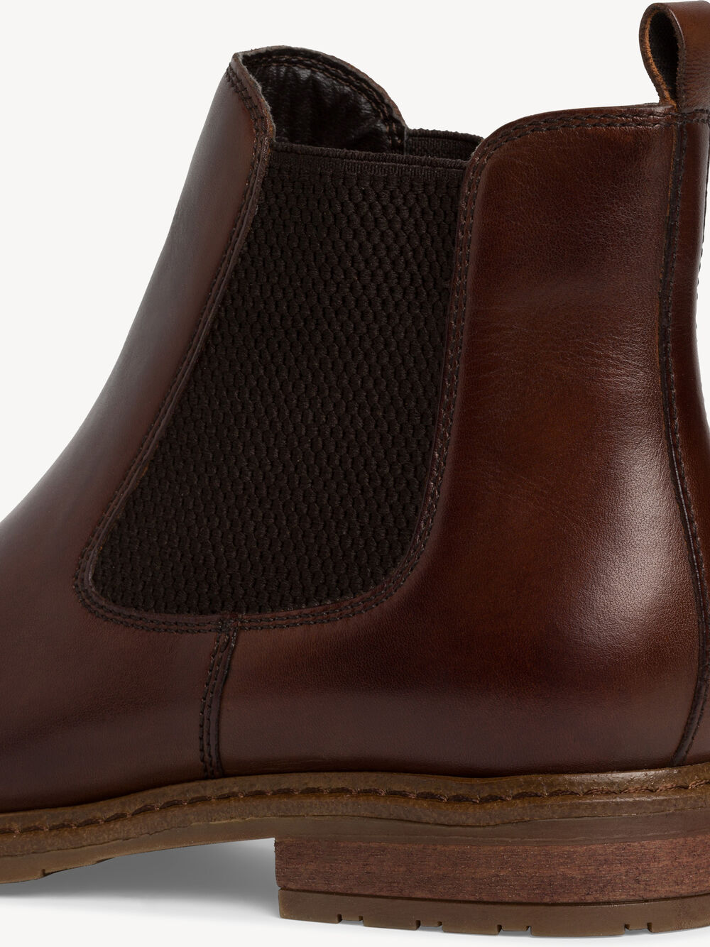 Tamaris Belin Leather Chelsea Boot in Muscat