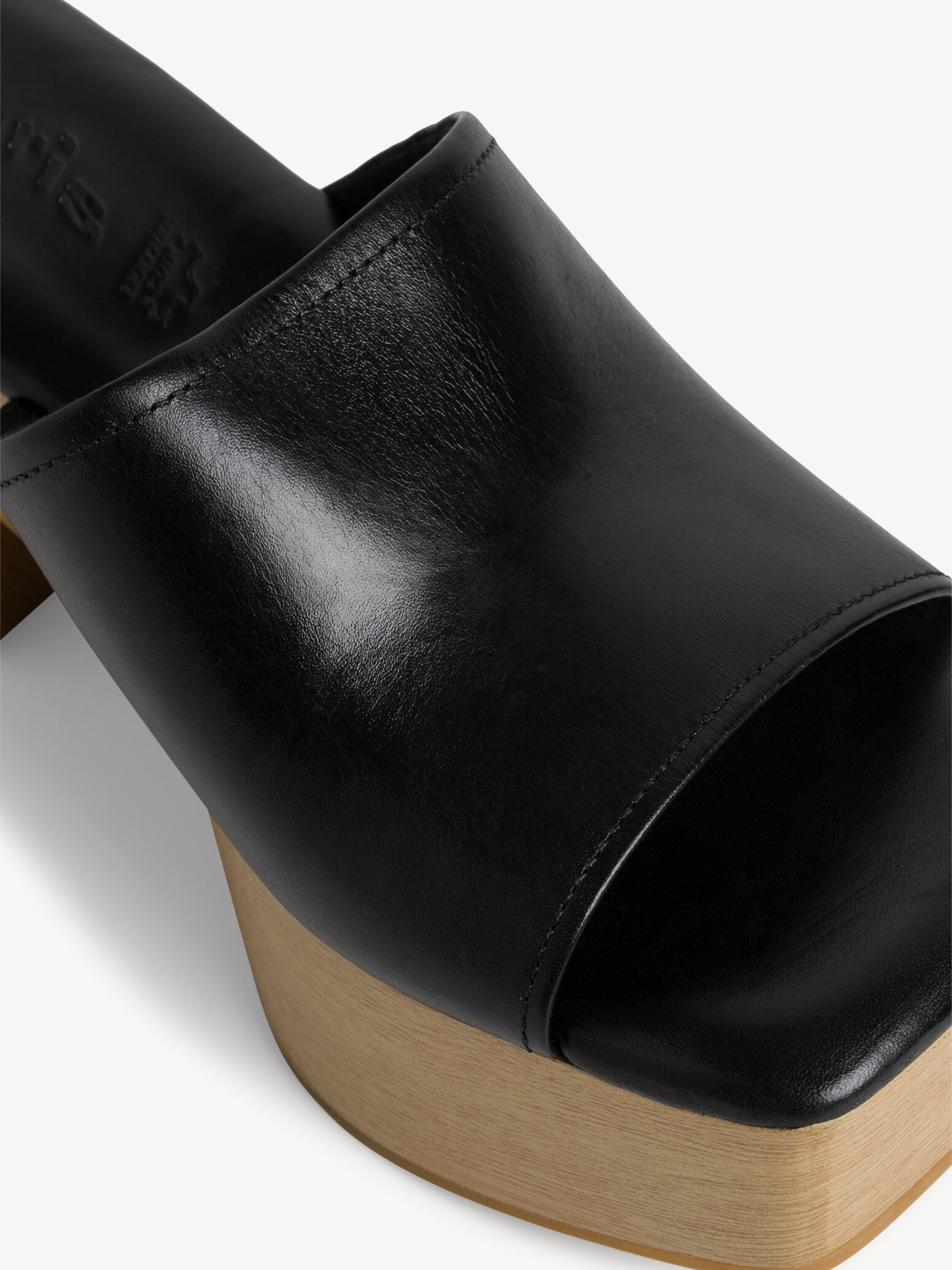 Slipper 1-1-27243-38: Tamaris Slippers online kopen!