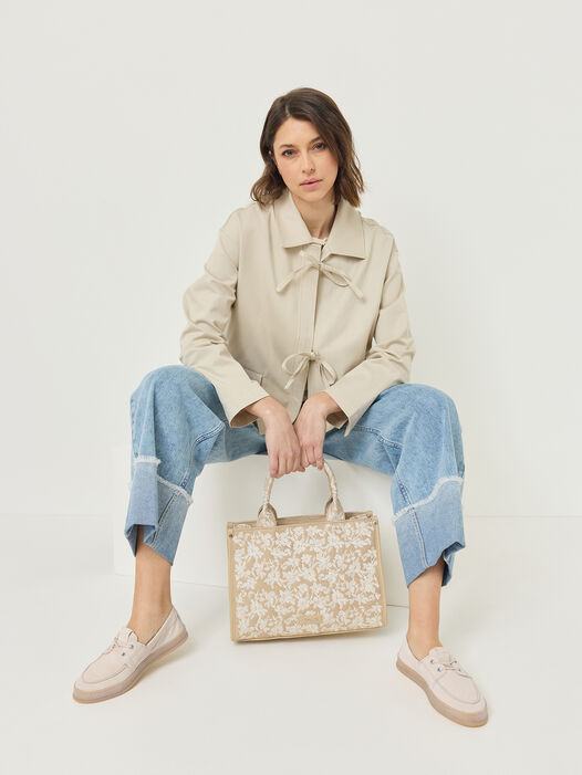 Mocassin, ANTELOPE, hi-res