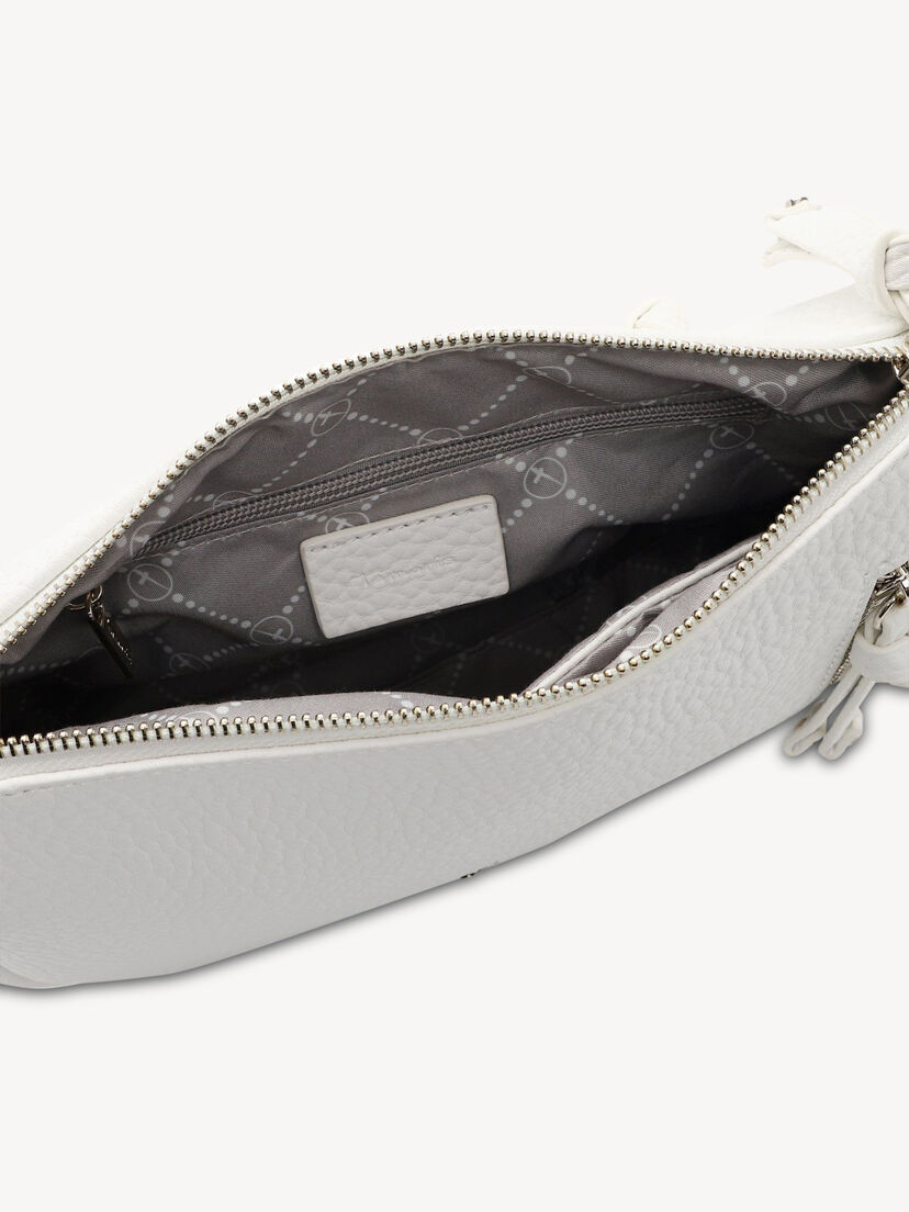 Detail van binnenkant witte leren handtas met voering en vakken