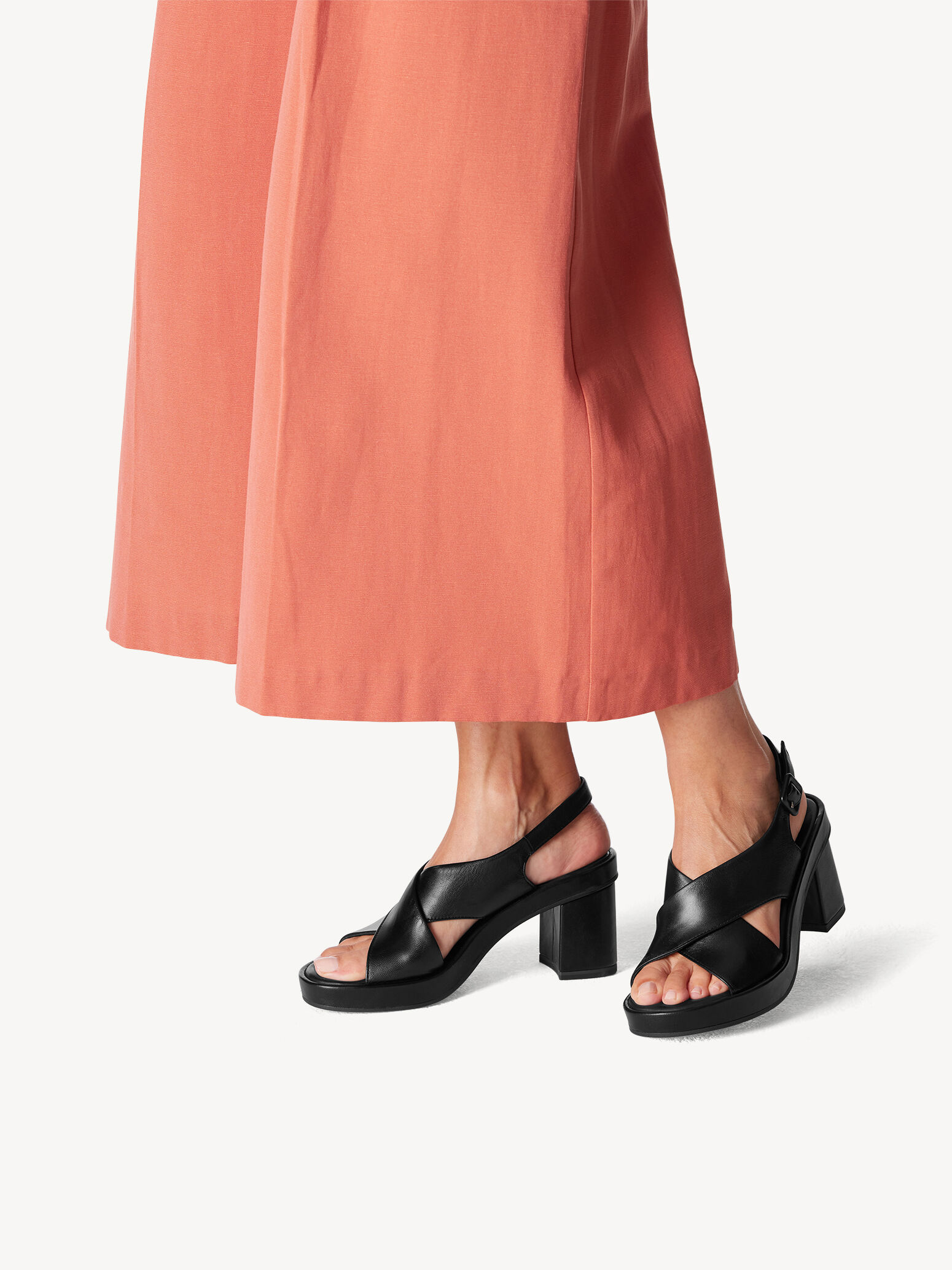 Ledersandalette - schwarz 1-28049-42-001: Tamaris Sandalen online  