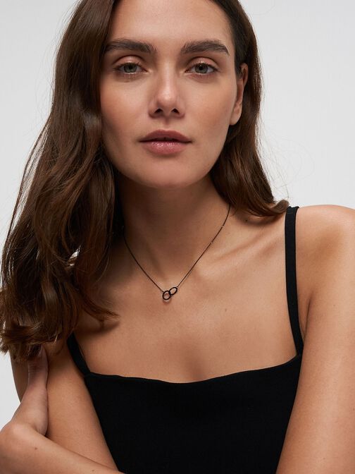 Necklace, black, hi-res
