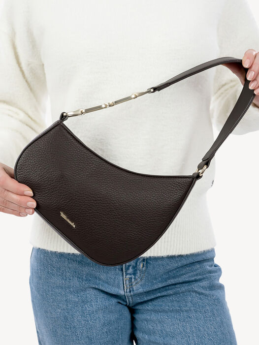 Tas, brown MS, hi-res