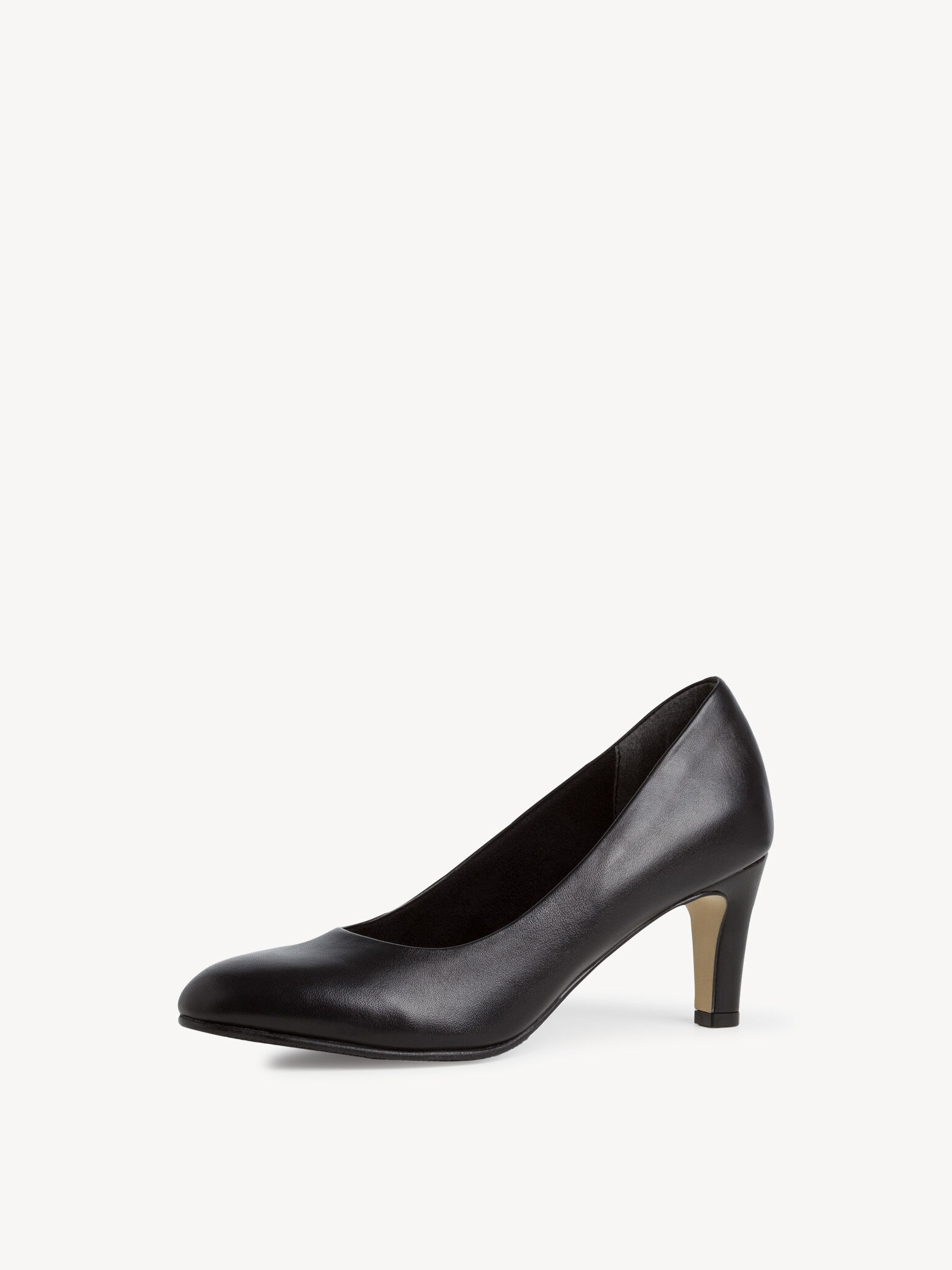 black leather pump heels