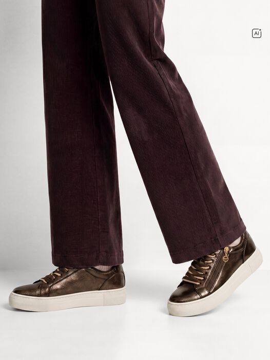 Sneaker, BROWN PATENT, hi-res