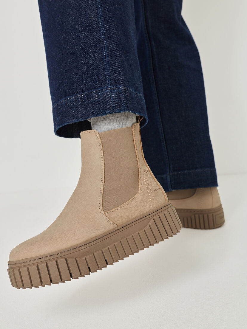 Chelseaboot, ANTELOPE, hi-res