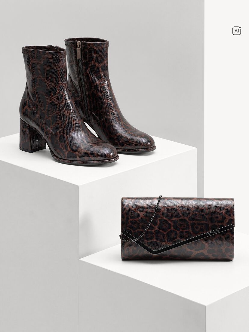 Clutch, brown, hi-res