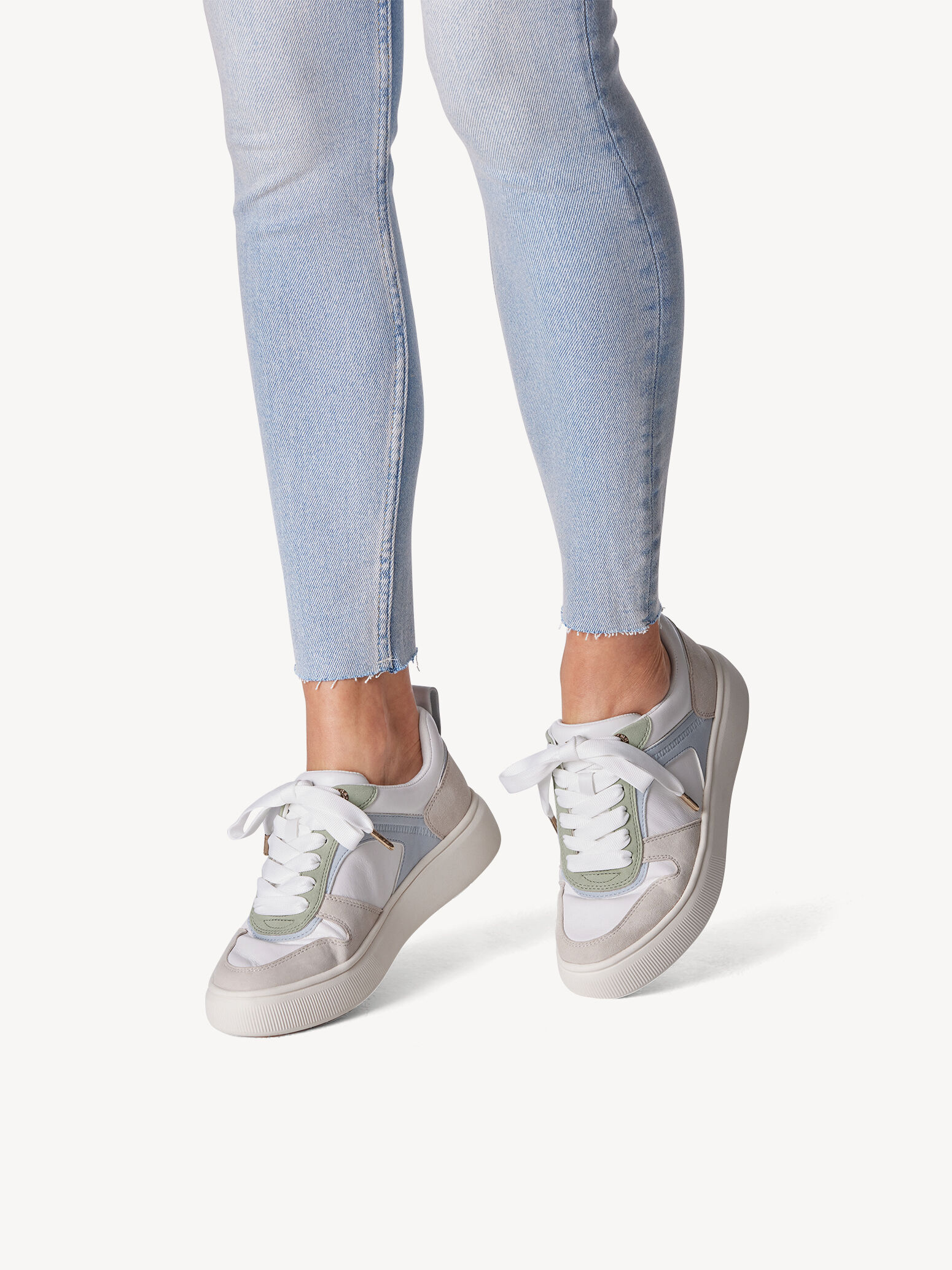 Tamaris Damen Sneaker 1-23735 – Mit Plateausohle, 4,5 Cm Absatz, Aus Leder & Synthetik, Schnürung, Größe 42