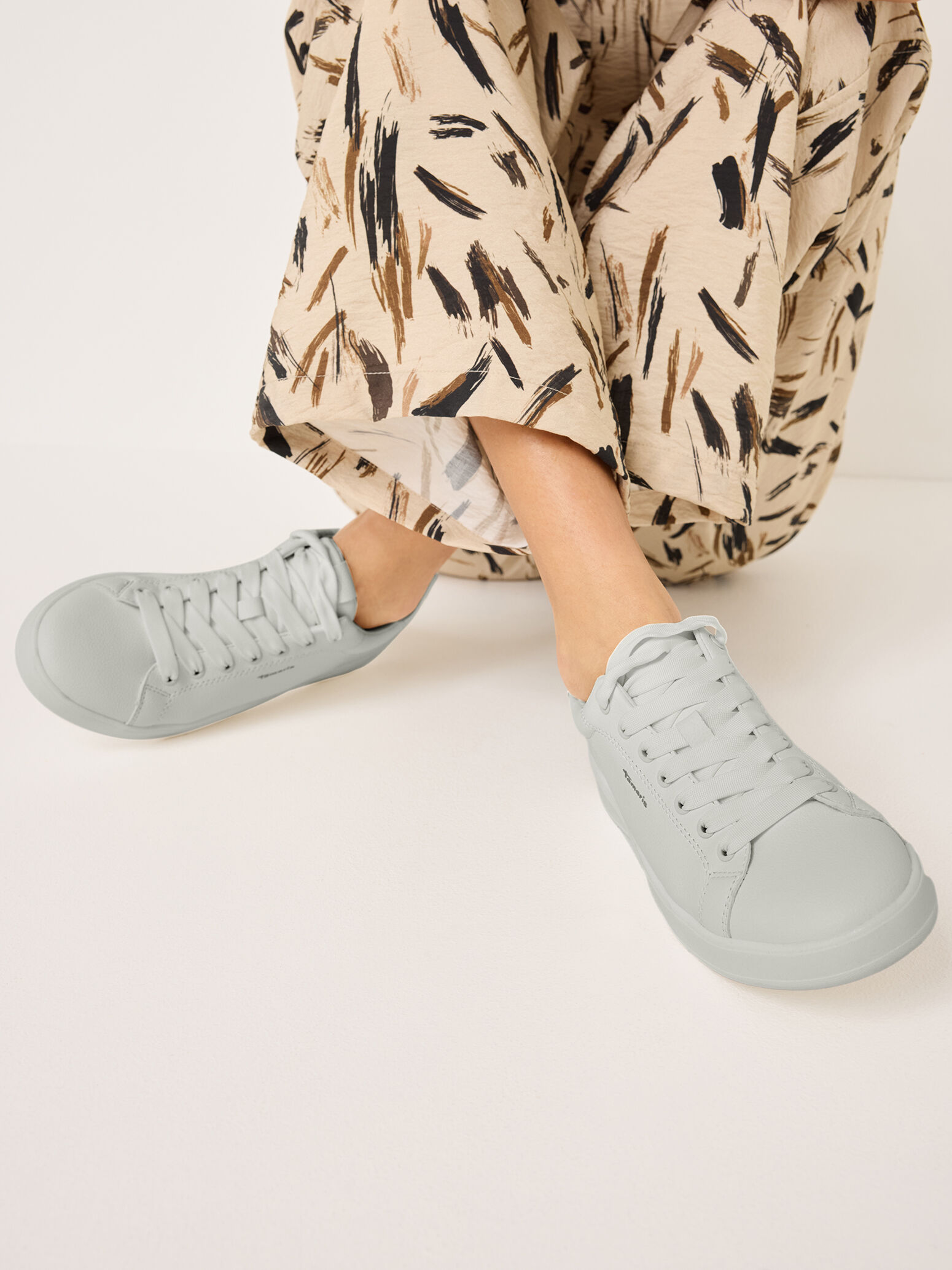 Sneaker - wit 1-23720-43-146: Tamaris Sneakers online kopen!