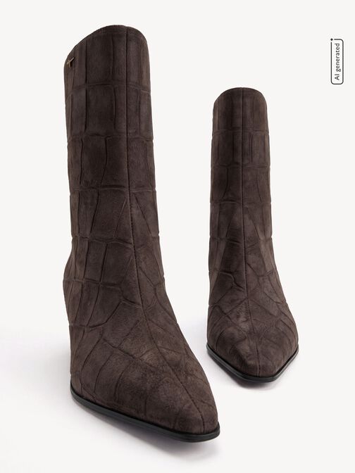 Bootie, CIGAR STRUCT., hi-res