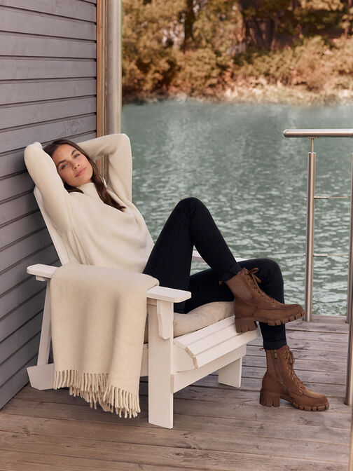 Suede Looks, , hi-res