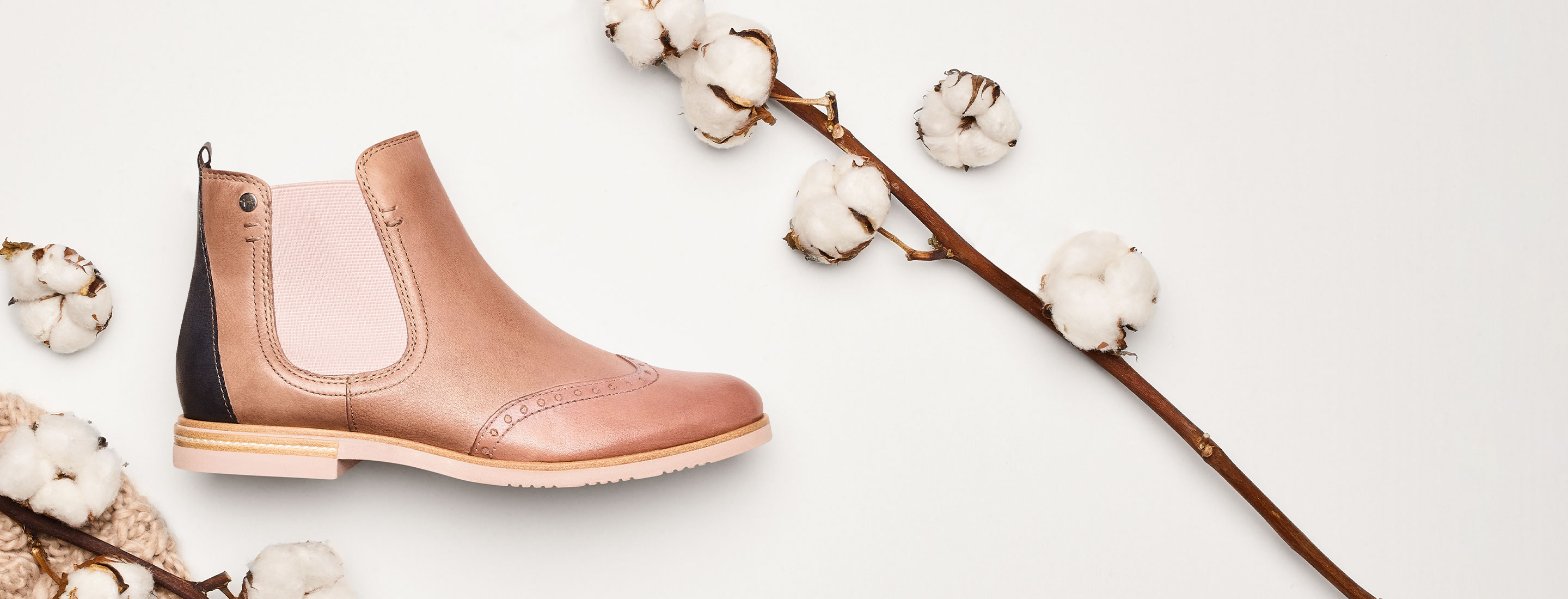 Tamaris Trendy Beige Leren Chelsea Laars Beige Dames