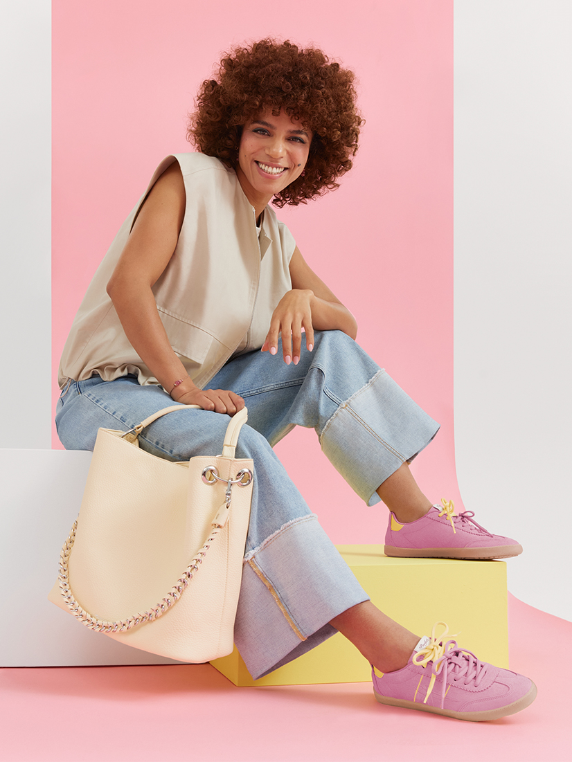 Retro sneaker look, , hi-res