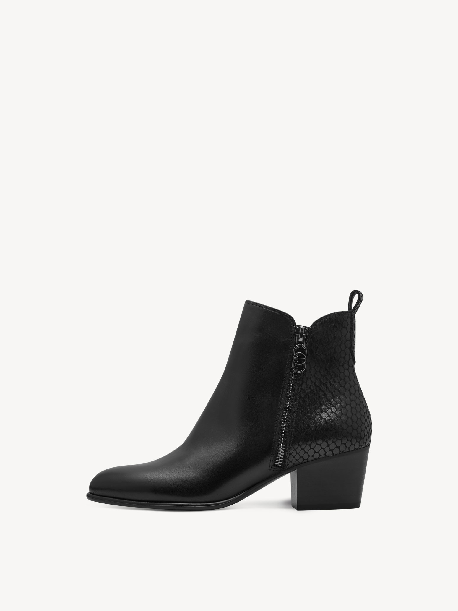 Bootie - black