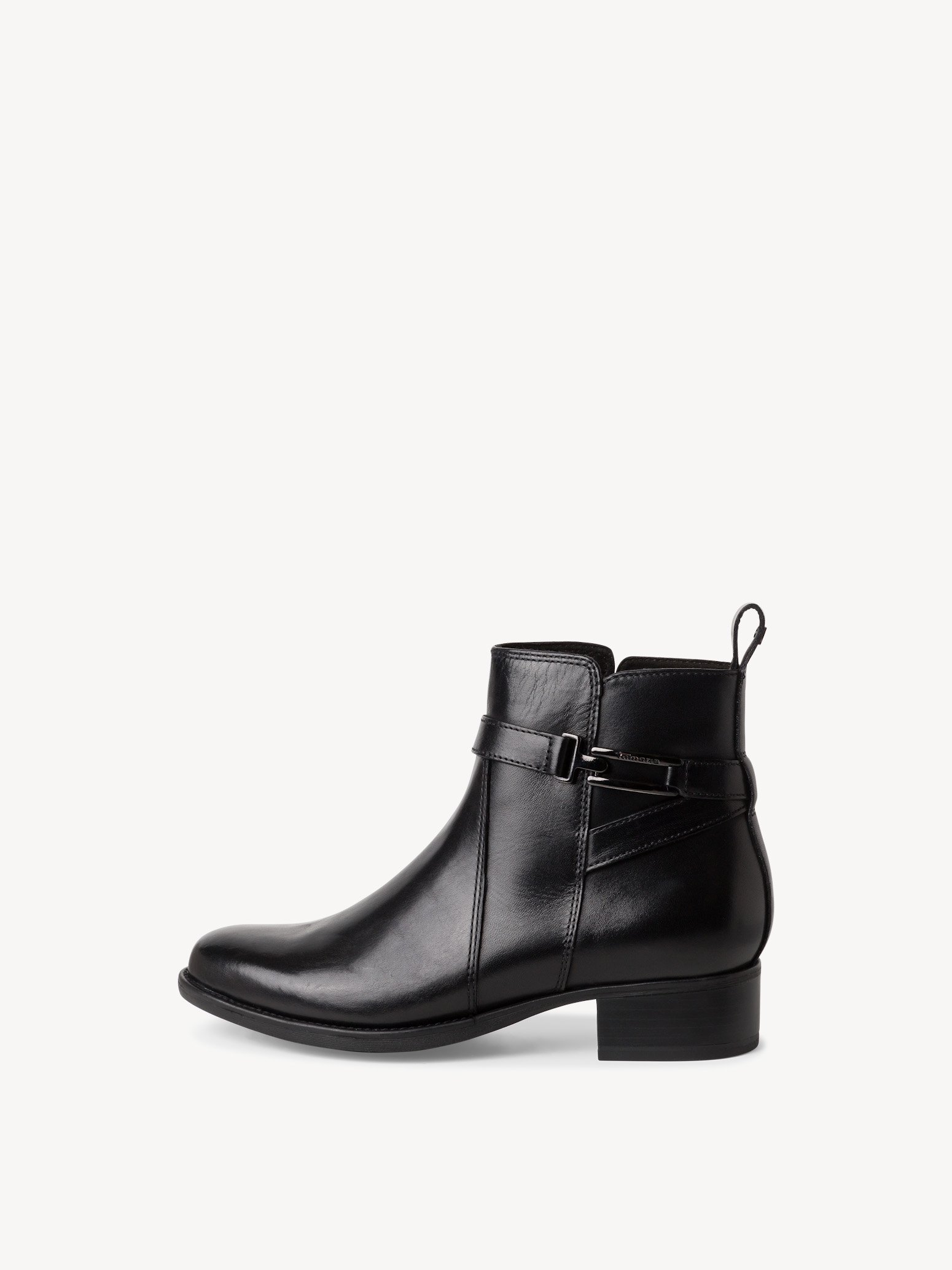 Leather Bootie - black