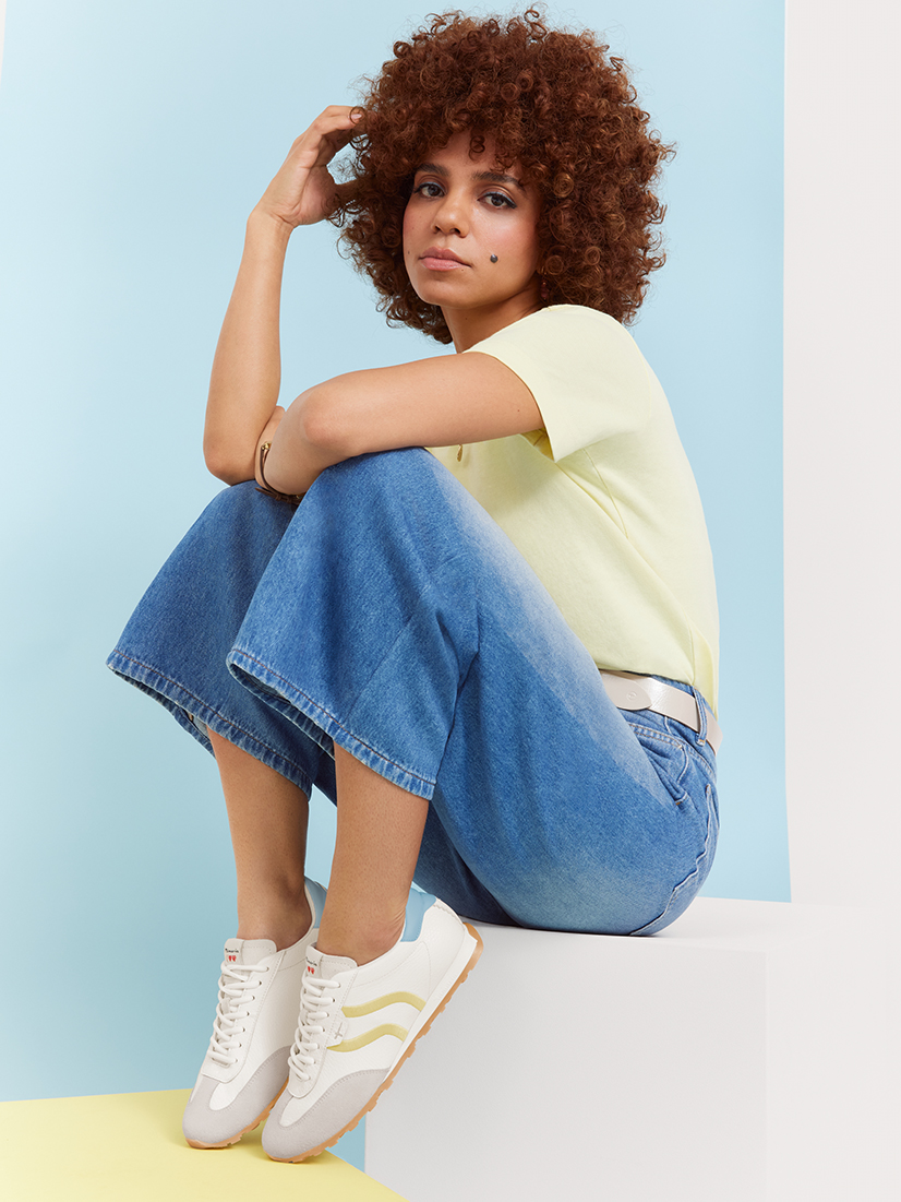 Retro sneaker look, , hi-res