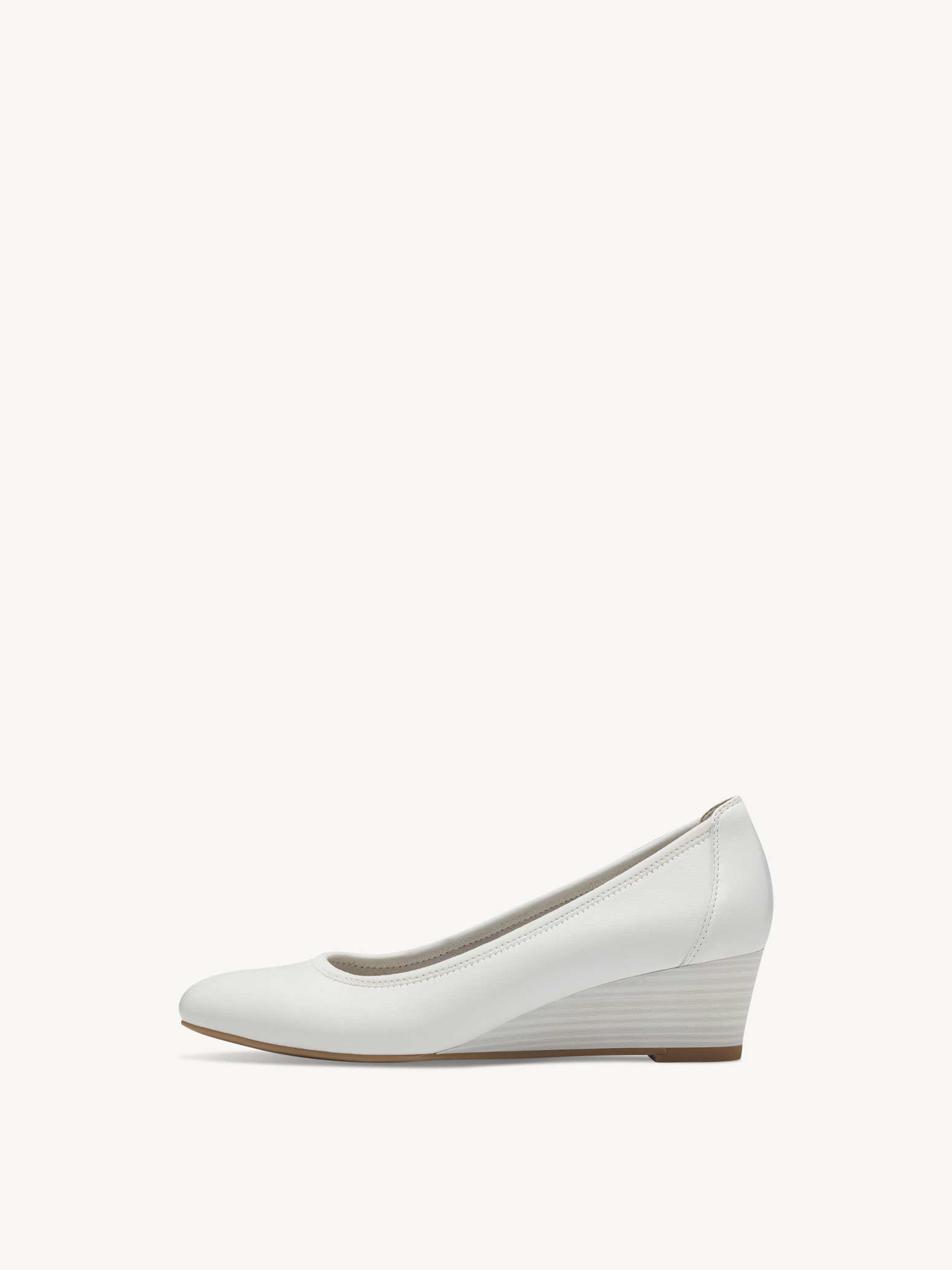 Leather Wedge pumps - white