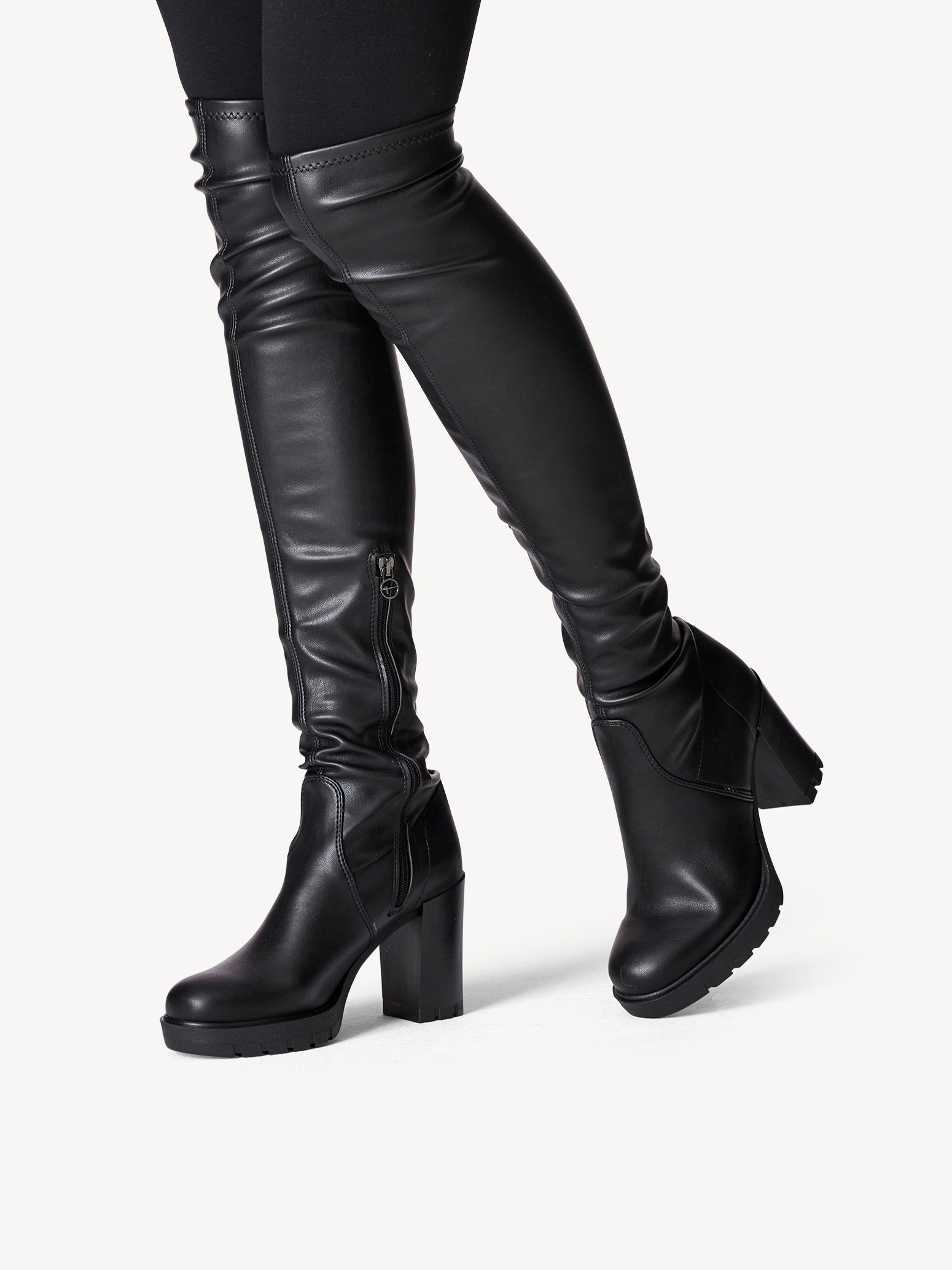 Tamaris hotsell overknee boots